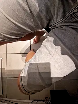 Snapshot of Lorent6969 chatting on September 15, 6:13 am Lorent6969 online show from September 15, 6:13 am