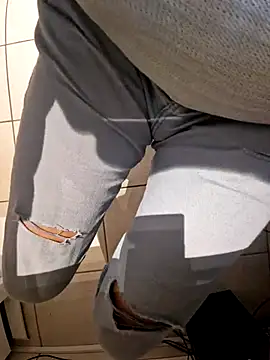 Snapshot of Lorent6969 chatting on October 2, 3:57 am Lorent6969 online show from October 2, 3:57 am