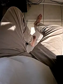 Snapshot of Lorent6969 chatting on October 6, 8:12 am Lorent6969 online show from October 6, 8:12 am