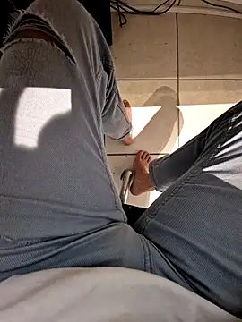 Snapshot of Lorent6969 chatting on October 13, 10:48 am Lorent6969 online show from October 13, 10:48 am