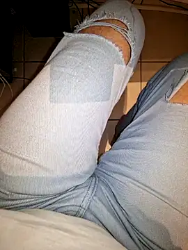 Snapshot of Lorent6969 chatting on October 15, 4:12 am Lorent6969 online show from October 15, 4:12 am