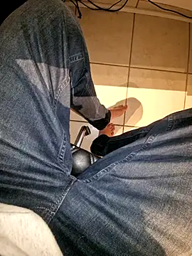 Snapshot of Lorent6969 chatting on October 23, 3:50 am Lorent6969 online show from October 23, 3:50 am