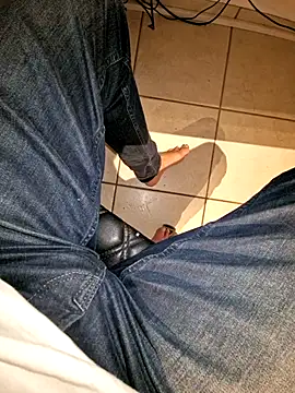 Snapshot of Lorent6969 chatting on October 25, 4:20 am Lorent6969 online show from October 25, 4:20 am