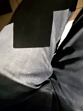 Snapshot of Lorent6969 chatting on December 15, 2:10 pm Lorent6969 online show from December 15, 2:10 pm