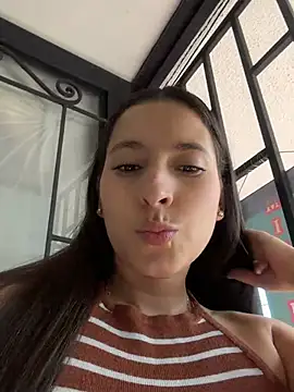 LittleDoll    online show from March 4, 1:28 pm