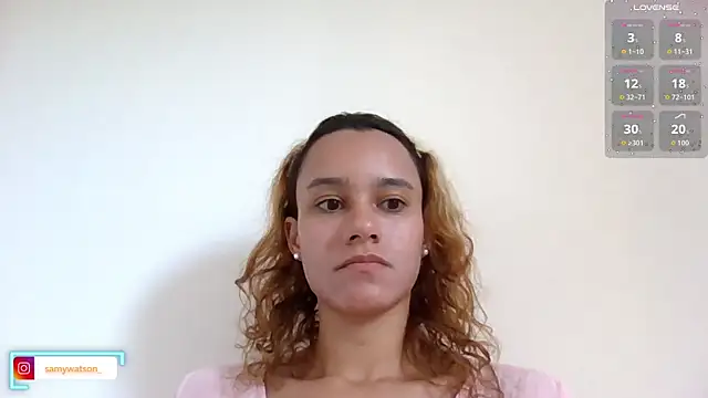 Snapshot of SamanthaWatson chatting on October 31, 9:49 pm SamanthaWatson online show from October 31, 9:49 pm