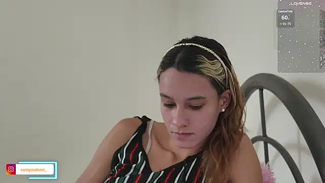 Snapshot of SamanthaWatson chatting on November 4, 4:17 pm SamanthaWatson online show from November 4, 4:17 pm