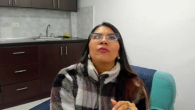 Luna Dumont online show from February 13, 11:17 am