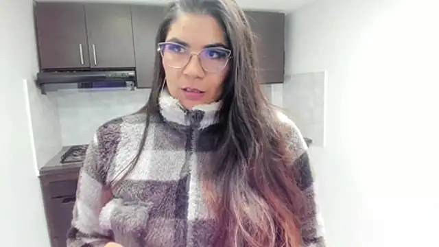 Luna Dumont online show from December 16, 11:15 am