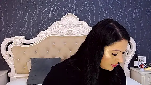 Snapshot of Lauren_Saint chatting on November 23, 9:53 am Lauren Saint online show from November 23, 9:53 am