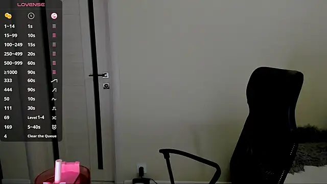 Snapshot of Kimmberr chatting on September 22, 3:08 am Kimmberr online show from September 22, 3:08 am