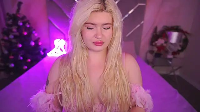 CocoSecretss online show from January 4, 8:17 am