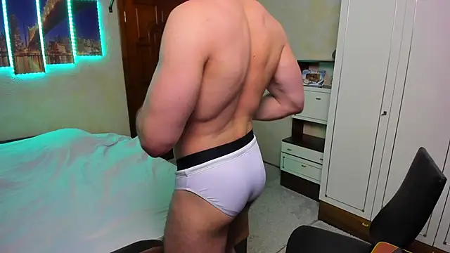 Alex Brown  online show from June 19, 9:51 pm