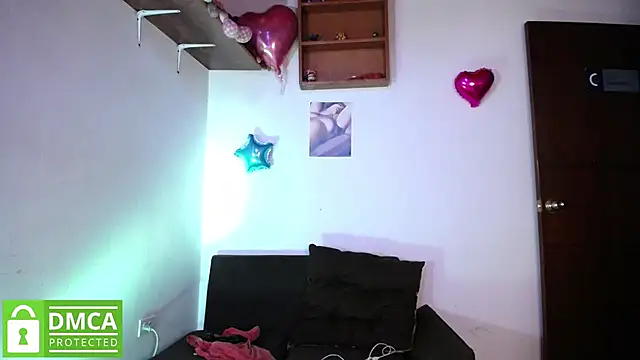 Mr MrsCurie online show from January 22, 10:26 pm