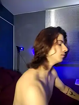 Snapshot of Allen_clark chatting on March 22, 2:31 pm Allen clark online show from March 22, 2:31 pm