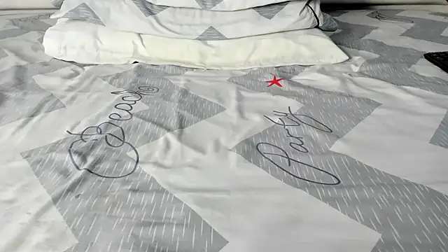 Snapshot of maybelline69 chatting on October 20, 6:30 pm maybelline69 online show from October 20, 6:30 pm