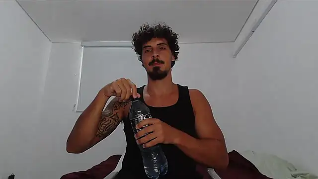 milkoffe online show from February 22, 2:04 pm