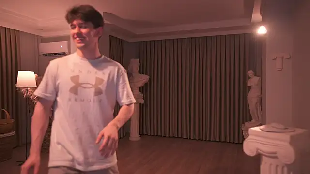 tommyjoyer online show from January 14, 3:28 pm