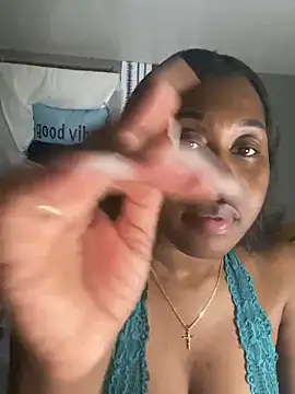 Snapshot of juicesowet chatting on February 9, 4:46 am juicesowet online show from February 9, 4:46 am