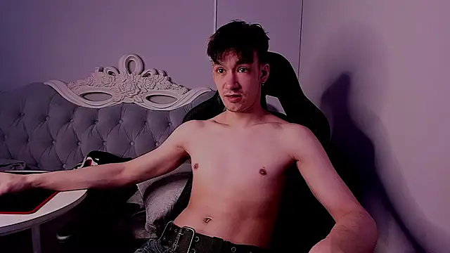 CalvinOwens online show from February 3, 6:24 am
