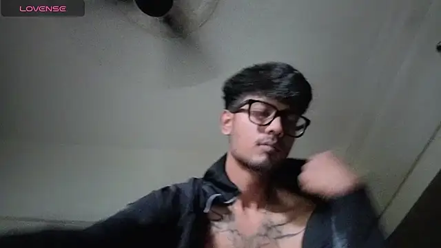 Snapshot of just_fucks chatting on July 2, 11:38 am just fucks online show from July 2, 11:38 am