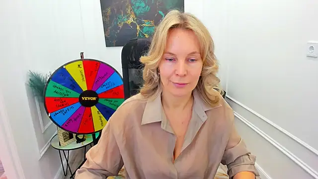 Snapshot of Sinty_Devis chatting on March 19, 4:38 am Sinty Devis online show from March 19, 4:38 am