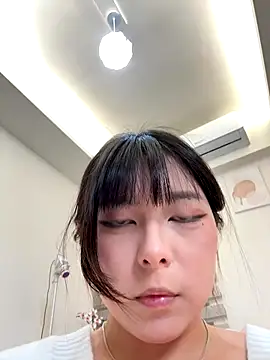 Snapshot of DandanBurgerking chatting on December 18, 2:45 pm DandanBurgerking online show from December 18, 2:45 pm