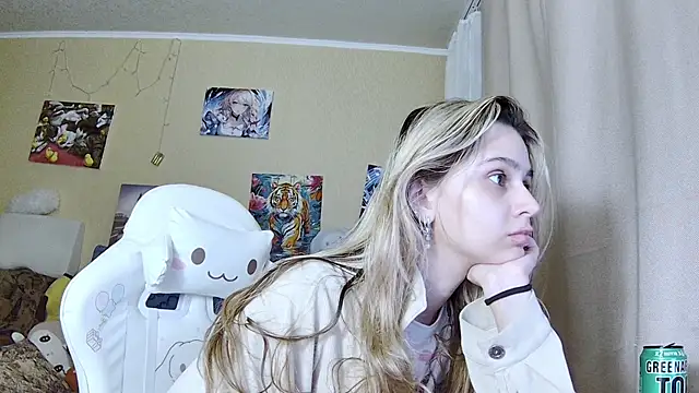 Snapshot of Bunnykiss69 chatting on July 9, 8:02 pm Bunnykiss69 online show from July 9, 8:02 pm