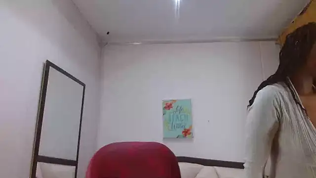 Sara Marks online show from October 4, 12:03 pm