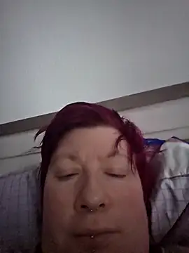 dieGeile0411 online show from February 12, 11:27 am