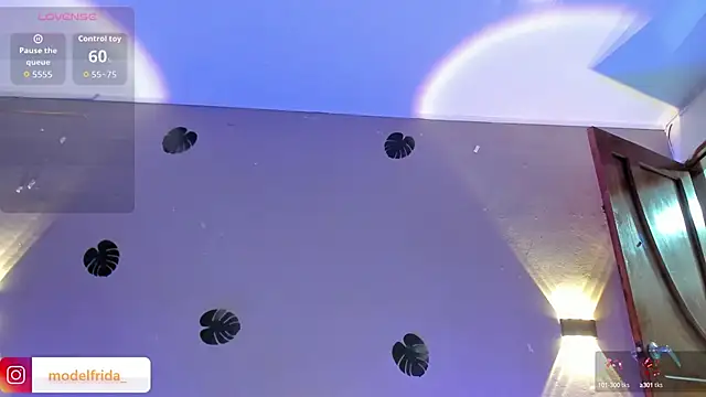  frida1 online show from October 1, 1:06 pm