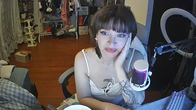 angelic sg online show from January 26, 1:52 am