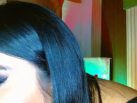 Snapshot of ray_and_666 chatting on October 5, 8:01 am ray and 666 online show from October 5, 8:01 am