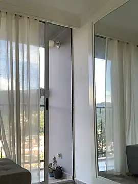 ImAlicee online show from March 19, 9:05 pm