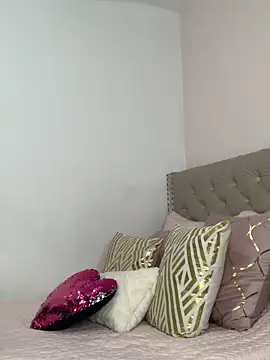 ImAlicee online show from October 10, 10:09 pm