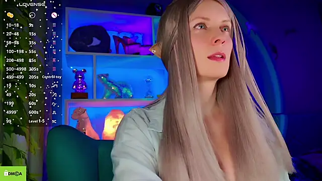 Snapshot of Flash_Summer chatting on February 21, 1:28 am Flash Summer online show from February 21, 1:28 am