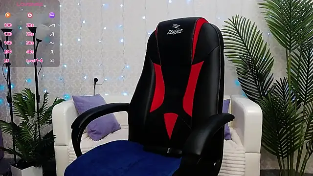 Snapshot of Camelia_Lillie chatting on November 30, 3:21 am Camelia Lillie online show from November 30, 3:21 am