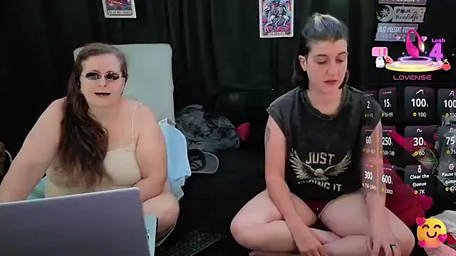 Sexy Mama-69 online show from November 15, 4:03 pm