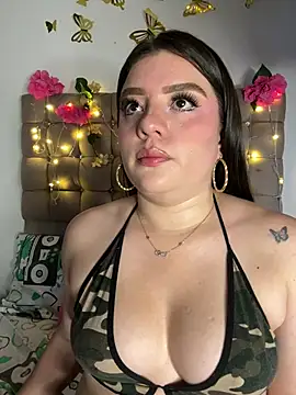 Jullieetta online show from June 10, 11:31 am