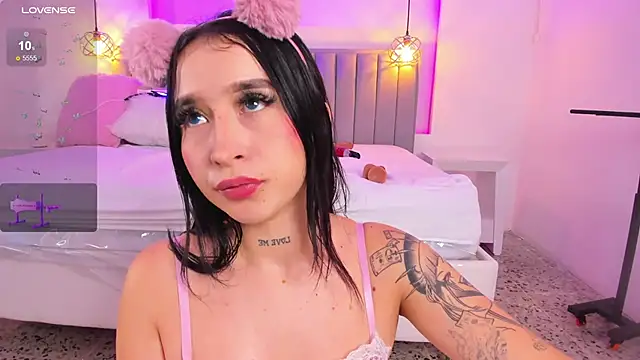 EriKlein online show from February 19, 1:40 am