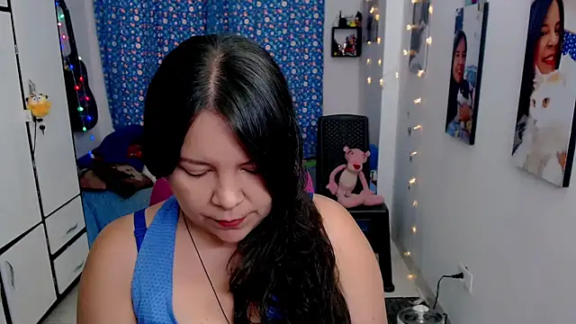 claryssa  online show from October 22, 8:08 pm