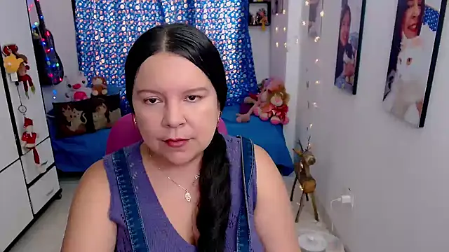 claryssa  online show from February 28, 6:53 pm