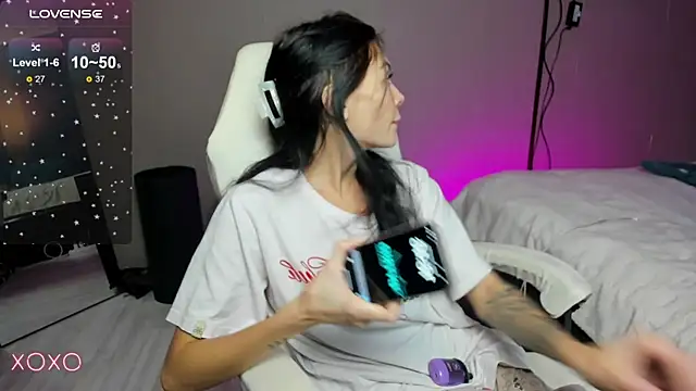 Mariella Adamss online show from September 24, 1:47 pm