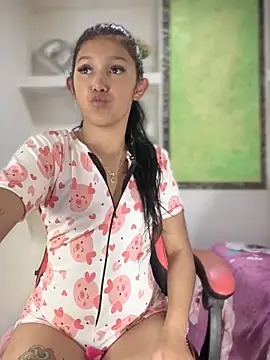 emily rosse04 online show from February 23, 1:32 pm