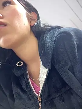 emily rosse04 online show from March 13, 12:35 pm