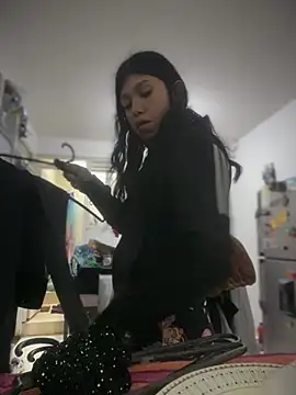 emily rosse04 online show from March 13, 10:55 am