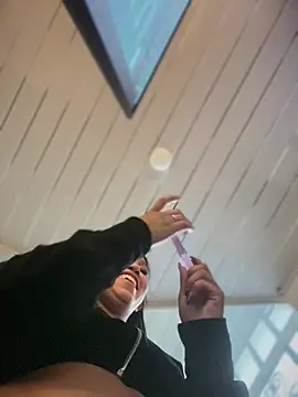 emily rosse04 online show from March 22, 11:46 am