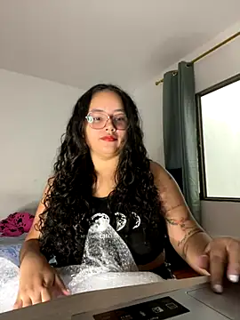 CurlyGirl 1 online show from September 15, 7:14 pm