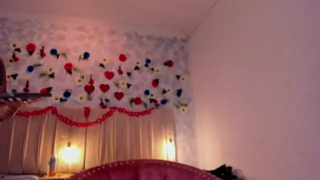 Snapshot of samara_smithh chatting on February 28, 5:37 pm samara smithh online show from February 28, 5:37 pm