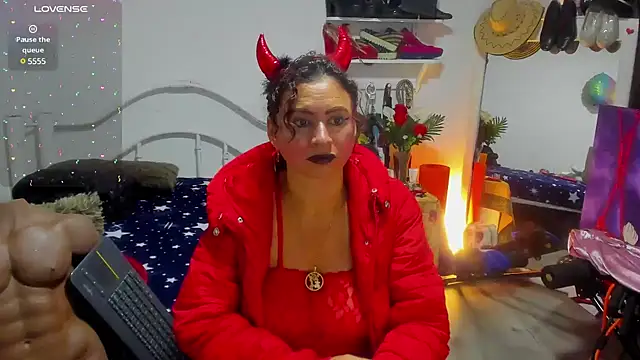 SheraHadee online show from February 15, 2:44 pm